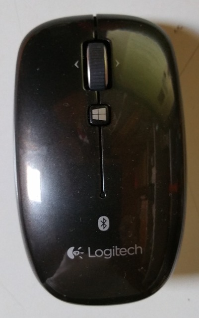 Logitech M557